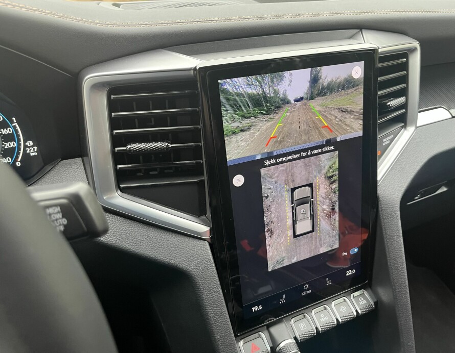 TERRENGKJØRING: 360-graders kamera er en nyttig assistent ved blant annet terrengkjøring.