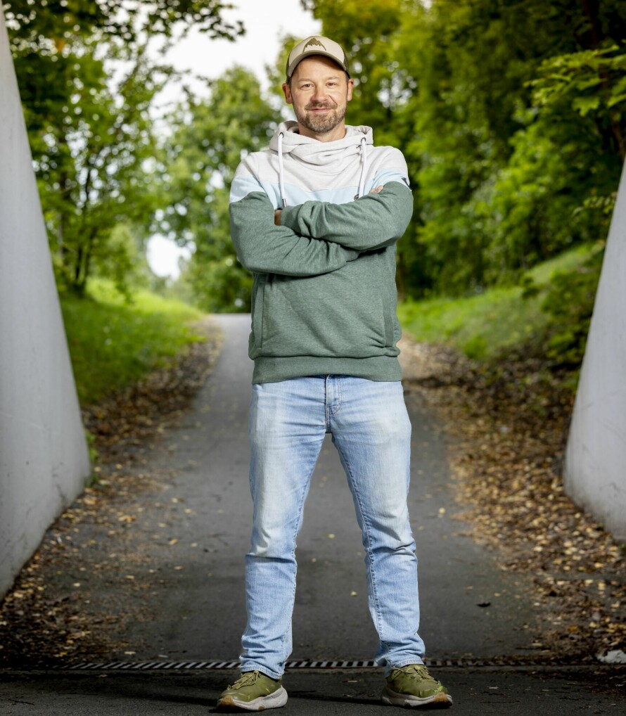 INNENFORSKAP: Jeg føler at de jeg møtte på Torshov har et innenforskap mellom seg. Jeg tror ikke de skammer seg over situasjonen sin overfor hverandre. Men de ser jo på TV og får med seg hva alle andre gjør og har. Man vet hva man ikke er en del av, sier Petter.