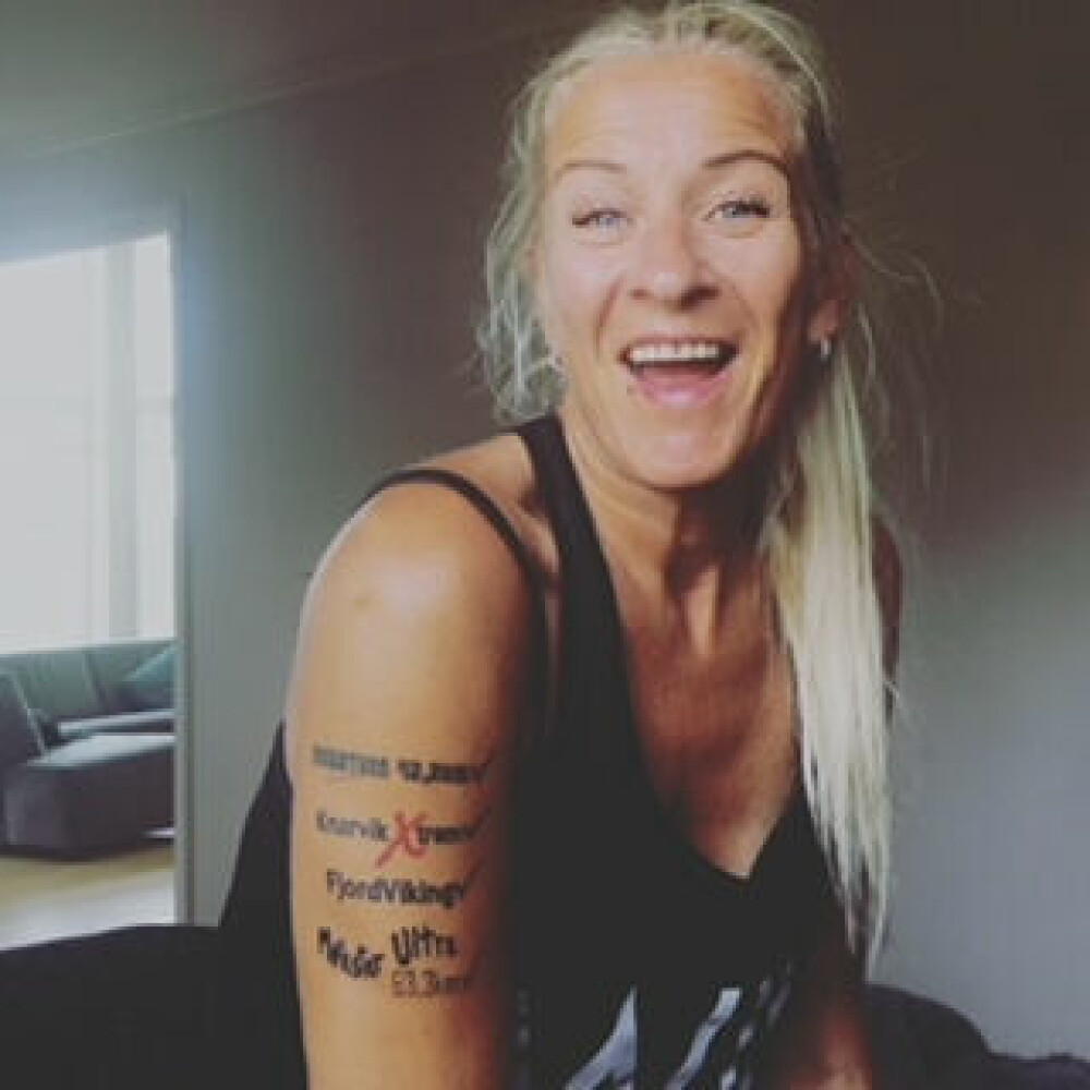 <b>UMULIG:</b> Malin har tatovert alle de viktigste løpene sine på kroppen da det betyr alt for henne å ha klart det «alle» sa var umulig.