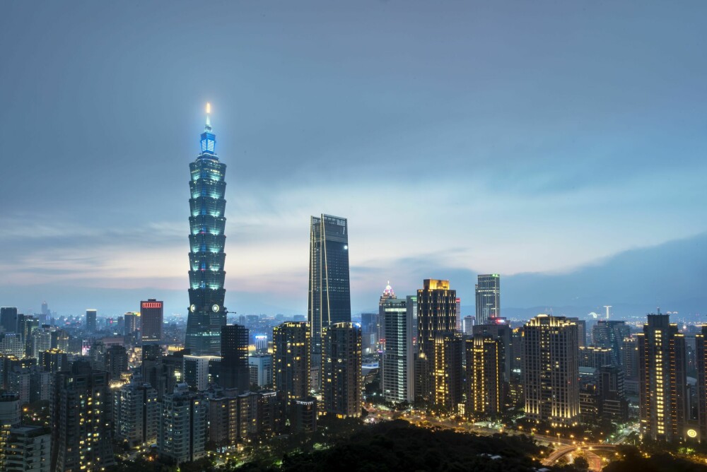 <b>REKORDHØY:</b> Taipei 101 (tidligere kalt World Trade Center) var verdens høyeste bygning da den stod ferdig i 2004 (509.2 meter). Rekorden ble slått av Burj Khalifa i Dubai som åpnet i 2010.