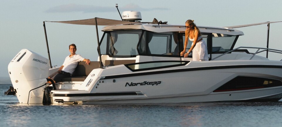 Følger opp med lukket versjon