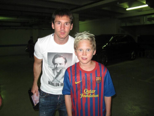 <b>FELLES SKJEBNE:</b>  Thomas og Lionel Messi – av Fifa kåret til verdens beste fotballspiller. Som Thomas hadde også Messi «vokse-problemer» som barn. 10 år gammel fikk stjernespilleren diagnosen veksthormonmangel. 