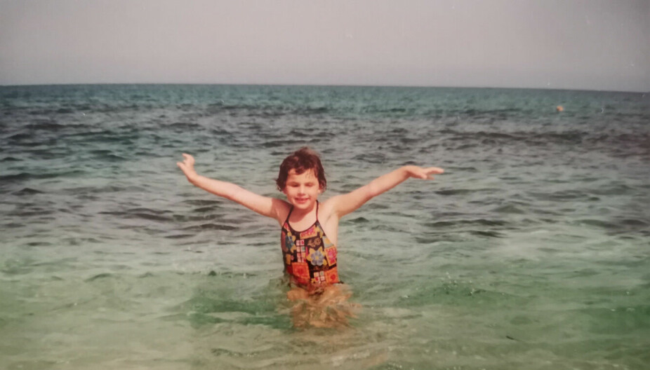 <b>PUR GLEDE</b>: Lotte nyter sol og sjø mot huden på sommerferie i barndommen.