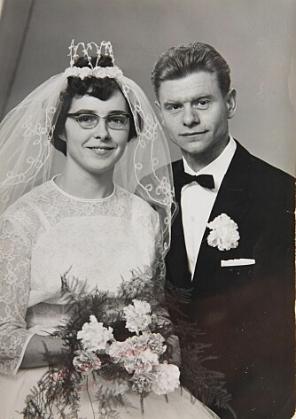 <b>EVIG TROSKAP:</b> Da Marie Johnsen og Håkon Strand giftet seg i 1960, visste de hva de sa ja til. 