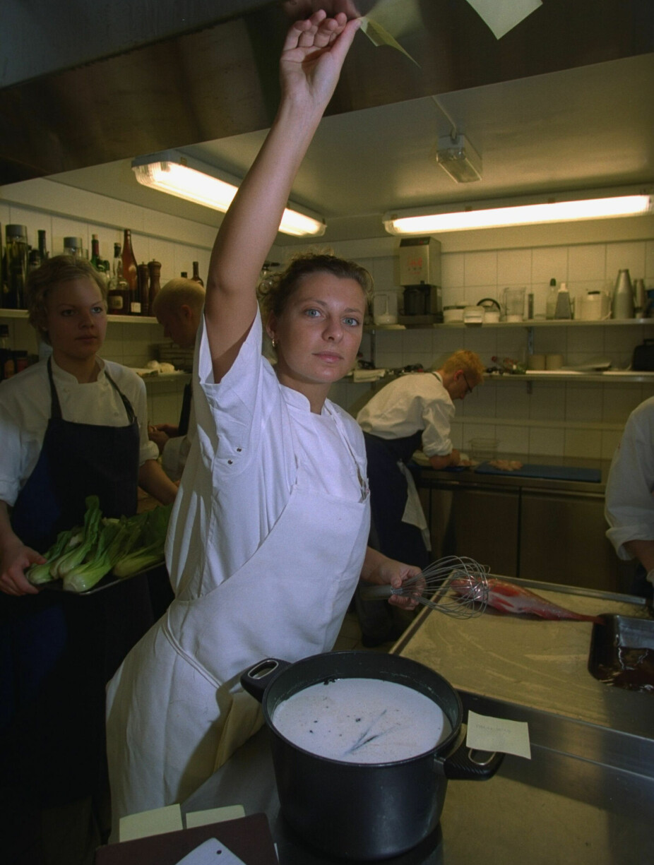 <b>DEN GANG DA:</b> TV-profilen startet karrieren som kokk på noen av Oslos mest fasjonable gourmetrestauranter. Her er en 24 år gammel Lise på populære Oro i år 2000.