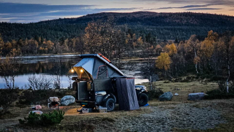 LEIR: Slik kan det se ut når leiren er klar. Legg merke til toalett/dusj-forhenget.