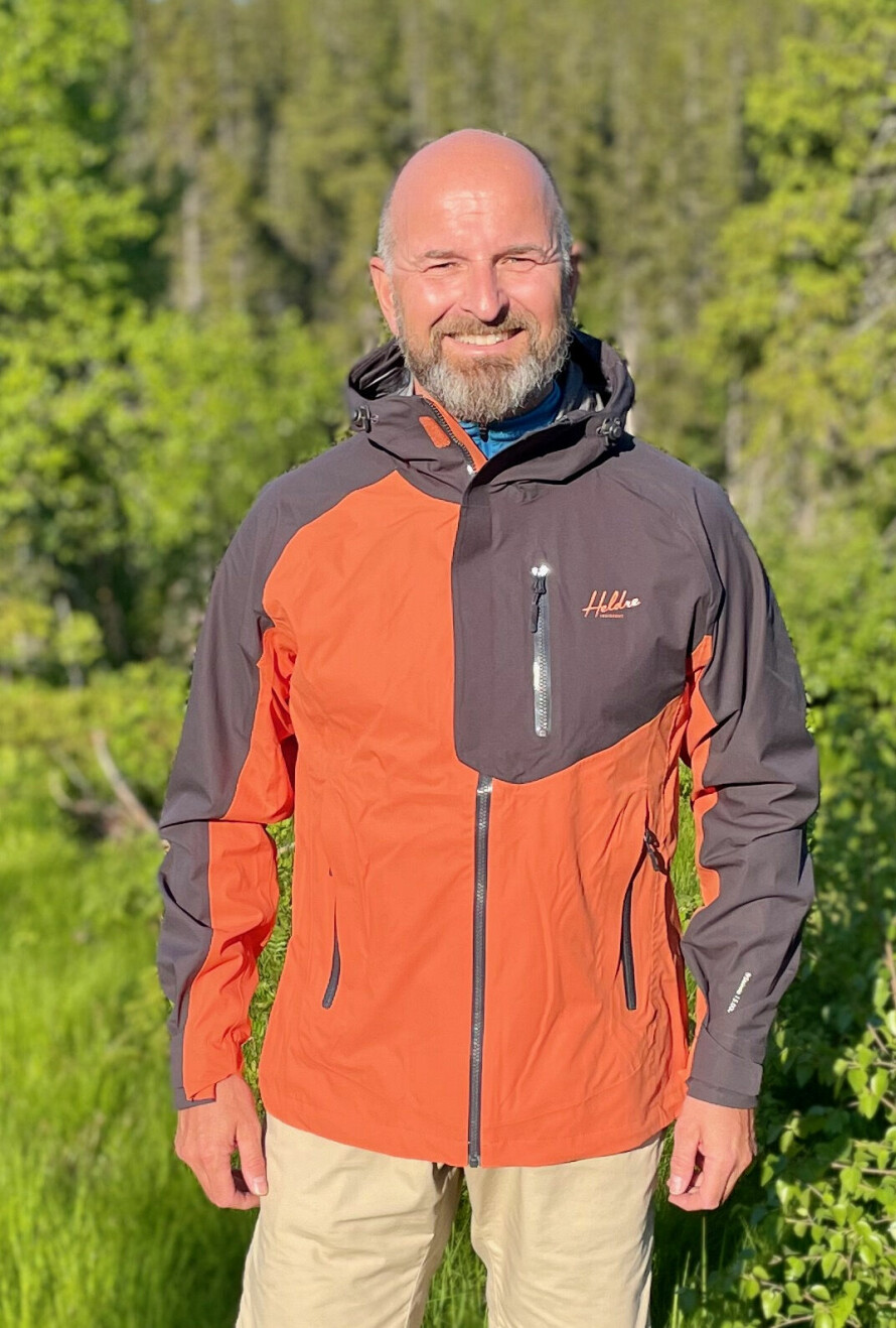 HELDRE STEINSTØ: De færreste av oss har behov for en skalljakke til 10.000 kroner. Da kan denne modellen fra Heldre være et godt alternativ.