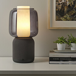 SYMFONISK lampe med trådløs høyttaler og glass-skjerm fra Ikea til èn vinner, verdi kr 2545.