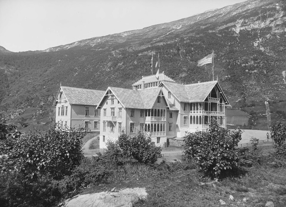 PRAKTFULLT: Rent bygningsmessig var Stalheim kanskje på sitt flotteste før brannen i 1900.