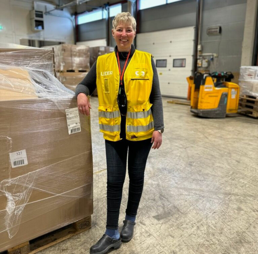 FORNØYD: Lise trives godt som produksjonsleder i Posten Bring.