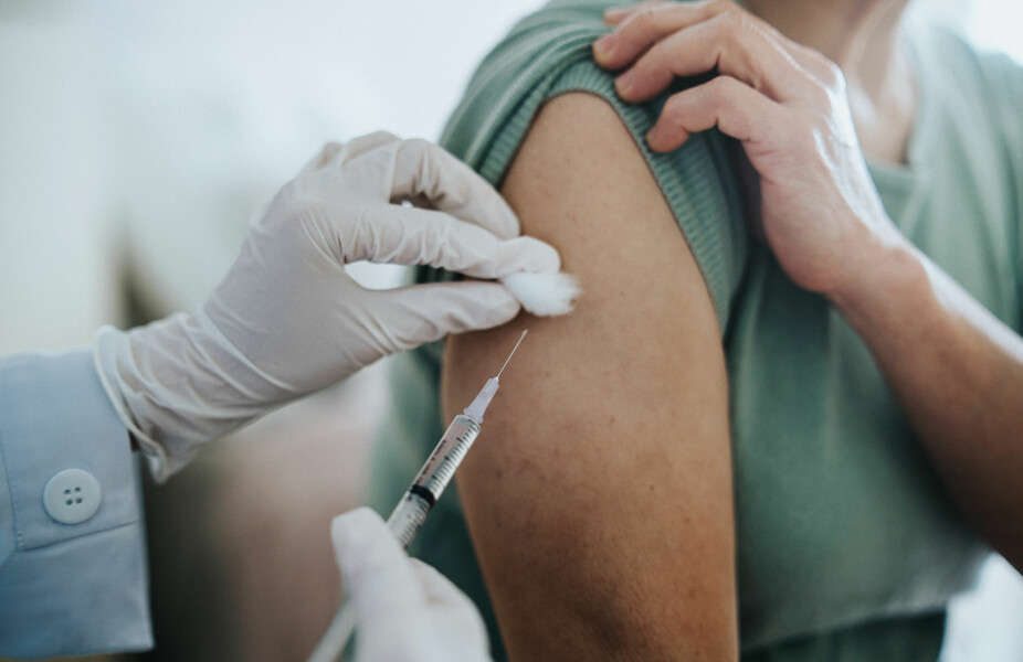 VAKSINE FOR VOKSNE: Det er flere vaksiner man bør ta om igjen som voksen.