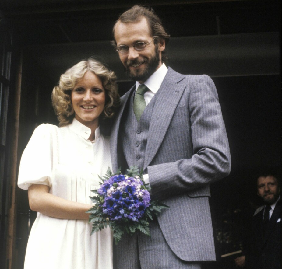 <b>FØRSTE EKTESKAP:</b> I 1979 giftet Ole Paus seg for første gang. Sammen med artisten Anne Karine Strøm fikk han sønnen Marcus.