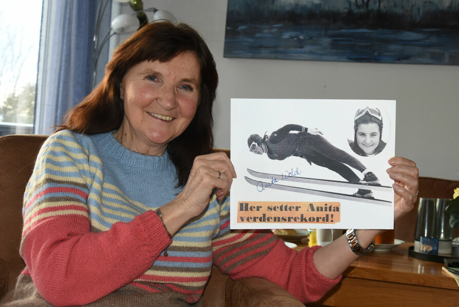 <b>GODE MINNER:</b> Anita Wold mimrer om da hun svevde nedover i Lierberget i Vang for 50 år siden. Hun hoppet alltid sammen med gutter på samme alder som henne selv. 