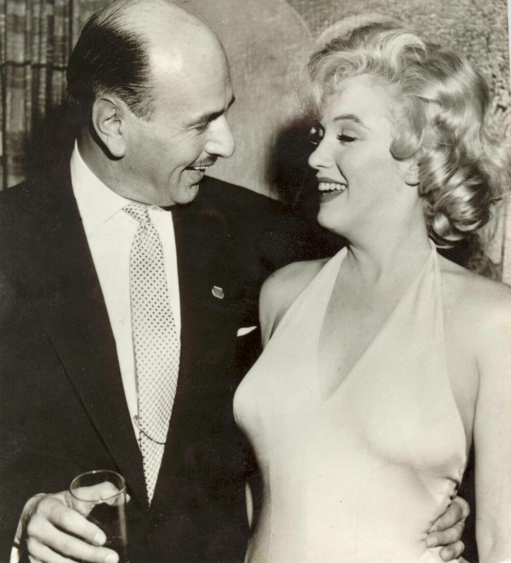 <b>INGEN HVEM SOM HELST:</b> Her er Jack på cocktailparty med selveste Marilyn Monroe.