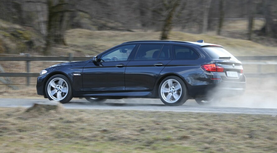 DEILIG DIESELBIL: BMW 5-serie er den mest solgte personbilen med dieselmotor på Finn i 2023. Det skjønner vi godt, og vårt valg er modellen som var i produksjon fra 2010 til 2016. Attraktiv med xDrive og i 520d/525d-versjon, modeller med rundt 100 000 km på telleren koster i området 200–300 000 kroner.