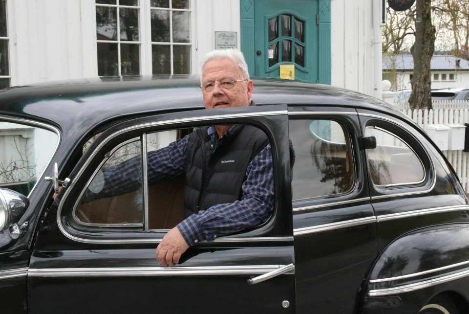 EVENTYRLIG OPPUSSING: – Alt teknisk er gjennomgått, interiøret ble trukket om og en del av krommet er fornyet, ellers er karosseriet urørt slik jeg overtok den etter første eier, forteller Peder.