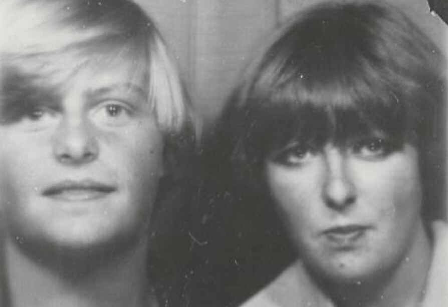 <b>BORTFØRT FRA PUB:</b> De to 17 år gamle jentene Helen Scott (t.v.) og Christine Eadie ble bortført av to ukjente menn etter et pubbesøk, voldtatt og drept i 1977. Først 27 år senere ble gjerningsmennene innhentet av loven og teknologien.