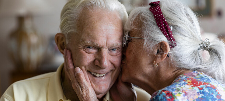 Jeg er over 80, forelsket og er blitt samboer. Barna mine tror det er noe galt med meg