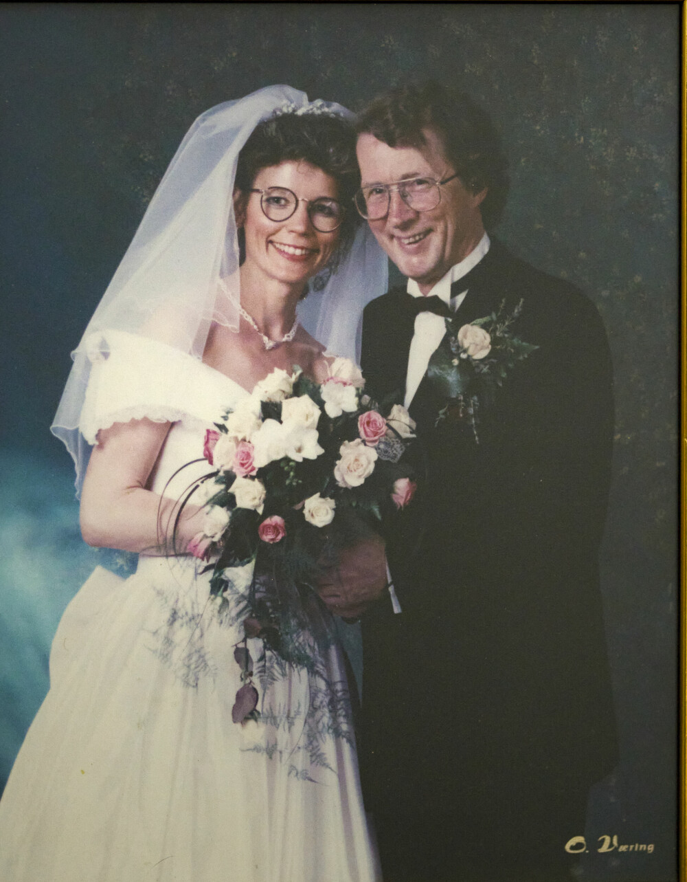<b>FANT LYKKEN:</b> De to har vært gift i 29 år. Her på bryllupsdagen. 