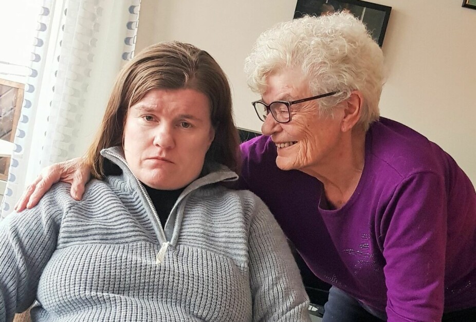 <b>MAMMAS SORG:</b> Mamma Bjørg sier at demenssykdommen til Kari Ann er det verste hun har opplevd i livet.