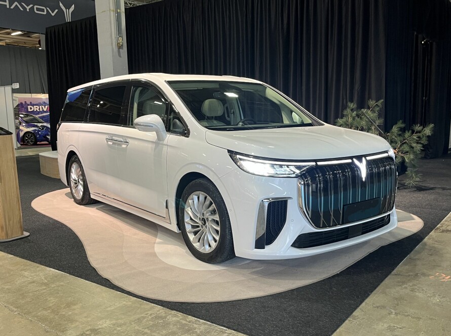 Storfamiliens drøm: Voyah Dream kan fås som både syvseter og varebil. Firehjulstrekk og luftfjæring er standard.