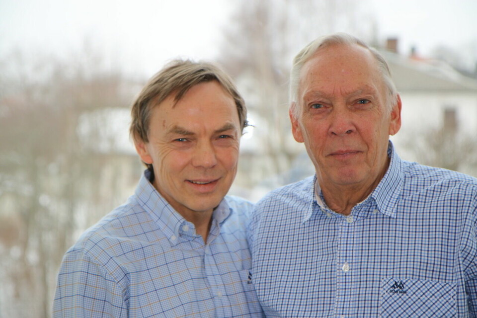 GLADE FOR LIVET: – Vi tenker av og til på hvor tilfeldig faktisk livet er. Hadde mor og far kommet tidsnok til fergen for eksempel, hadde de nok ikke overlevd, og da hadde ikke vi vært her, sier brødrene Geir og Odd Asskildt.