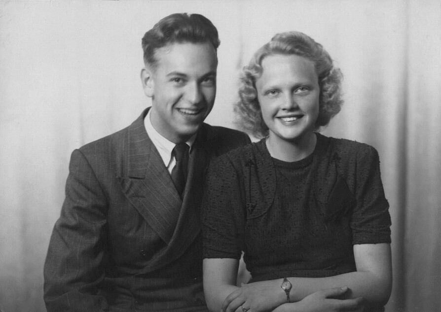 <b>SAMMEN I TYKT OG TYNT:</b> Halvard Asskildt og Solveig Haugen forlovet seg i 1943. Året etter havnet de midt i et drama på liv og død.