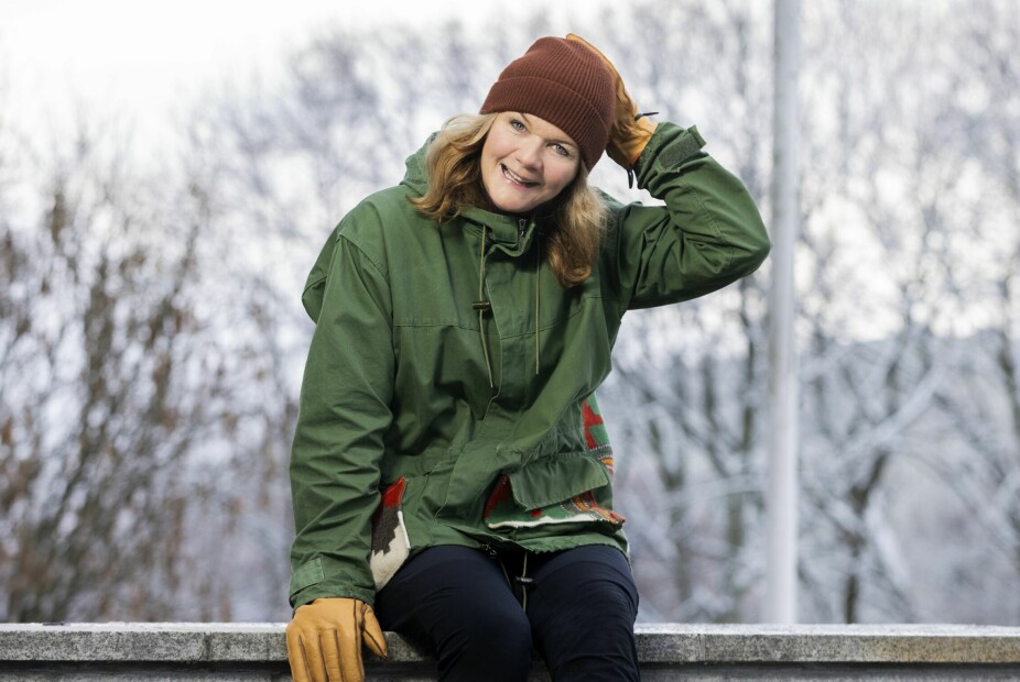 <b>GLAMOURFRITT:</b> Anne Lindmo lover mindre føn og mer bustesveis og anorakk fremfor penkjole når hennes nye program kommer på NRK til høsten.