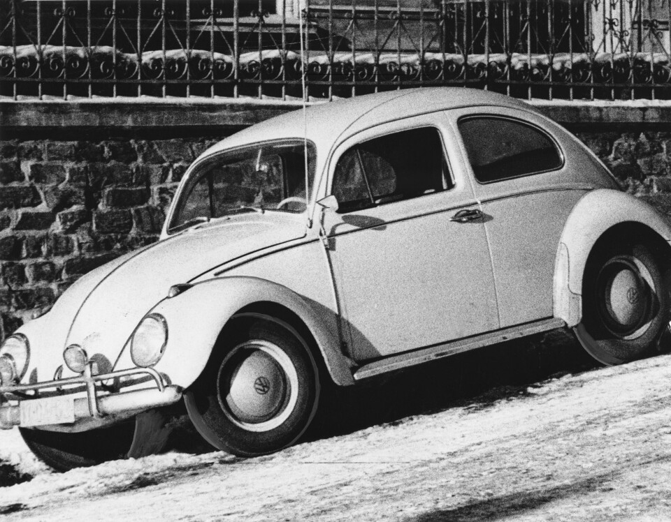 LURTE I FOLKEVOGN: I denne bilen jaktet Carl Jacob Schnitler sine ofre. Flere vitner kunne fortelle om hvordan mannen forsøkte å komme i kontakt med unge jenter.