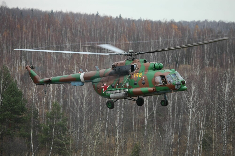 <b>RETT OVER GRENSEN:</b> Med sitt Mi-8AMTSh, lik dette helikopteret, fløy Maxim Kuzminov over grensen fra Russland til Ukraina. Et propaganda-varp for Ukraina og et prestisjenederlag av rang for Putin.