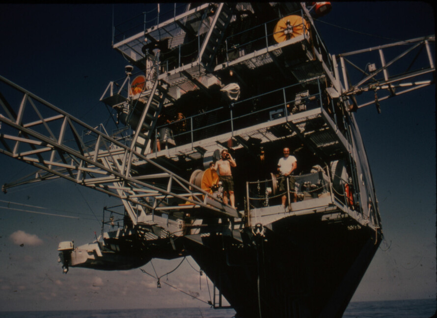 On the flip side: Et underlig 'skip'.