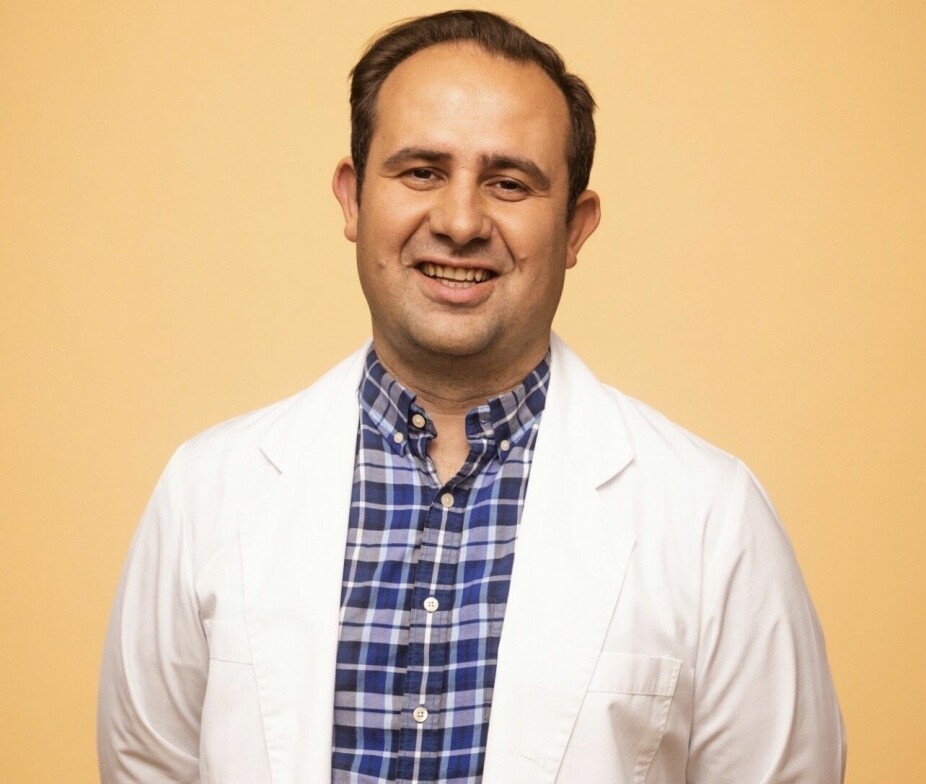 HUDEKSPERT: Reza Sohrabi er spesialist i hudsykdommer og medisinsk ansvarlig hudlege hos Dr. Dropin.