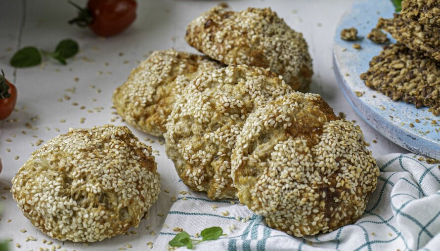 HAVRERUNDSTYKKER: En mettende frokost.