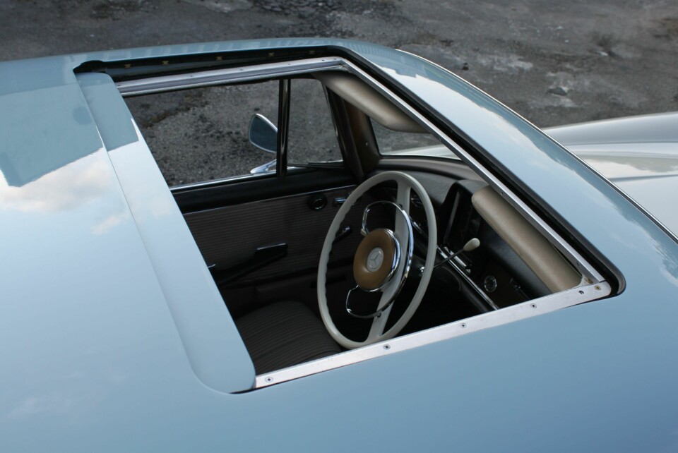 SOLTAK: Et uvanlig ekstrautstyr, konstruert av Webasto.