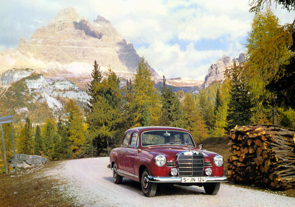 FORGJENGEREN: Heckflosse etterfulgte modellen som ble introdusert i 1953, populært kalt «Ponton»-serien.