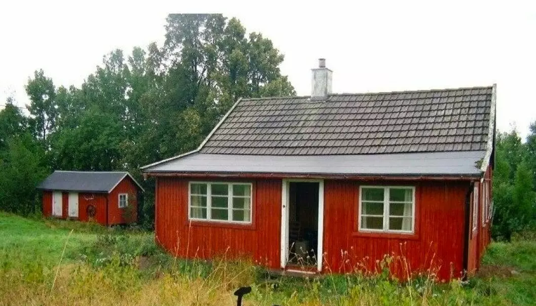 <b>FØR: </b>Huset hadde stått tomt i flere år, og nærmest skrek etter renovering.