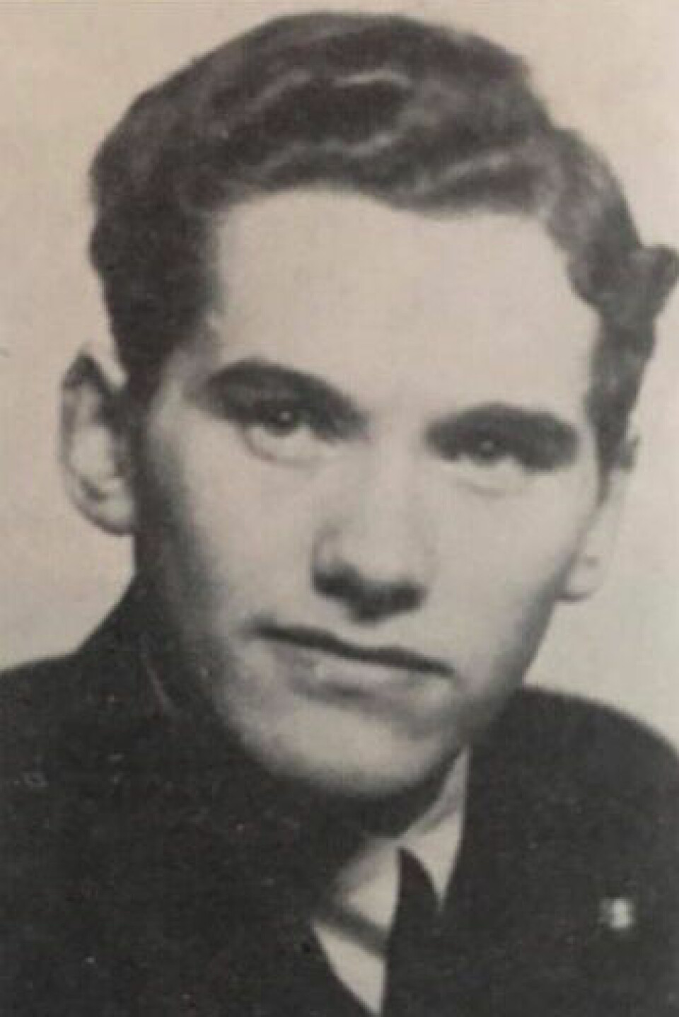 LOKKEFUGL: Øistein Johnsen var medlem i den kommunistiske motstandsbevegelsen under krigen. Han ble først forsøkt vervet som agent for tyskerne, så for Stay Behind-hæren og norsk politi ved å hjelpe til under Henry Rinnans «rømning».