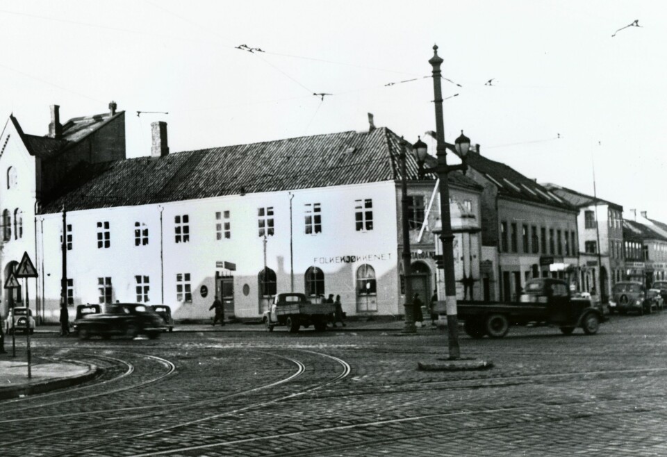 MØTESTED: Under flukten etterforskerne arrangerte i hemmelighet, skulle Øistein Johnsen etter avtale ta Henry Rinnan imot utenfor Folkerestauranten i krysset Prinsens gate/Kongengstate i Trondheim. Rinnan kom ikke. Etterforskerne fikk kalde føtter.