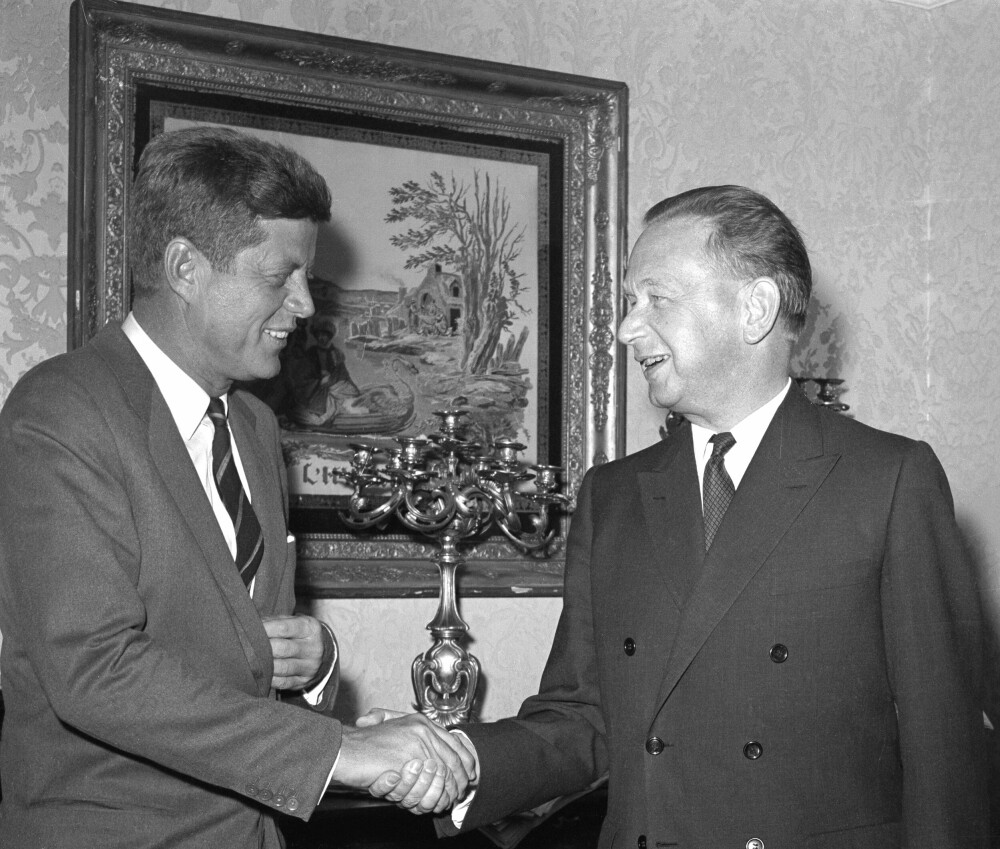 <b>RESPEKTERT:</b> Kort tid etter at John F. Kennedy ble valgt til president i USA i 1960, møtte han FNs generalsekretær Dag Hammarskjöld. Begge skulle senere lide en voldsom død.