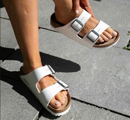 GJØR ET KUPP: Opptil 50 prosent på Birkenstock-sandaler