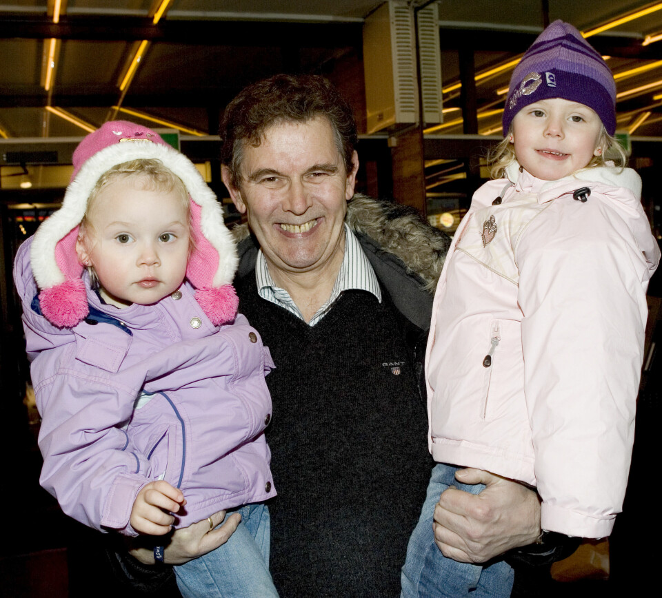 FAMILIEKJÆR: Leif-Erik har fem barn og seks barnebarn Her fra premieren på «Elias» i 2007.