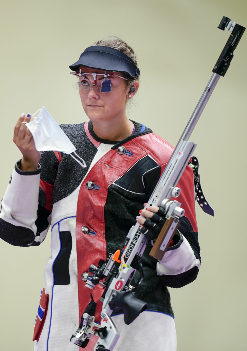 TREFFSIKKER: Under OL i Tokyo havnet skytteren Jeanette Hegg Duestad på den sure fjerdeplassen både på 10 meter og 50 meter. I fjor tok hun hele tre EM-gull i luftrifle, så hva kan hun få til i Paris?