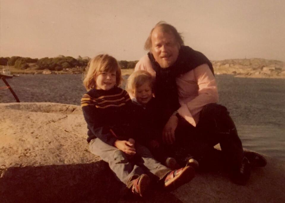 PÅ TJØME: – Her er jeg med pappa og broren min Anders på Tjøme. Årstall tipper jeg er 1977 eller 1978.