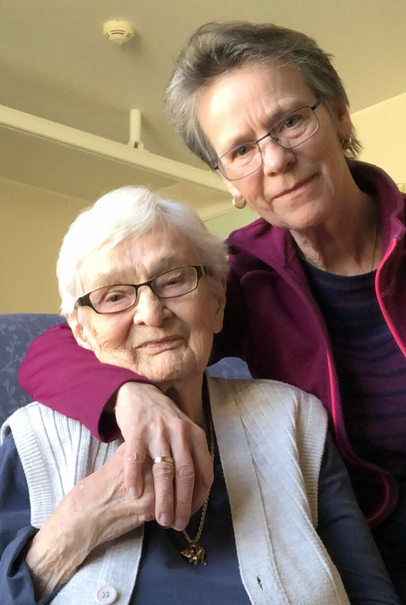 MOR OG DATTER: Datteren Marianne står sin mor veldig nær og har bidratt til dette intervjuet.