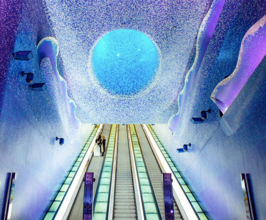 PSYKEDELISK AKVARIUM: Toledo t-banestasjonen i Napoli ble i 2012 ble kåret til Europas vakreste av den britiske avisen The Daily Telegraph.