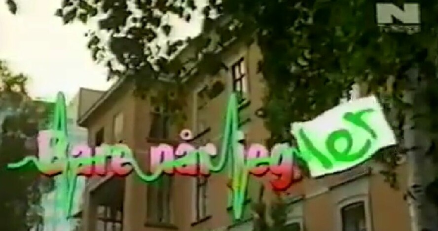 Sykehushumor: Tre langtidsinnlagte pasienter stor for humoren i denne serien.