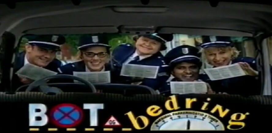 Humor: Parkeringsvakter er utvilsomt et yrke som passer i en humorserie.