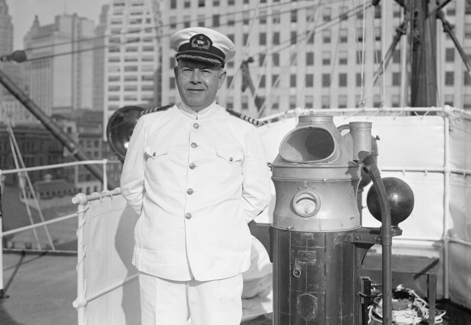 MYSTISK DØD: Kaptein Robert Willmott om bord på det hypermoderne dampskipet Morro Castle.