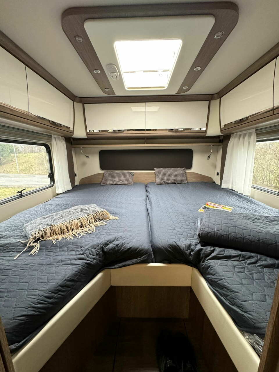 SOVEROM: Et godt å sted å sove – og våkne. Masse skapplass.