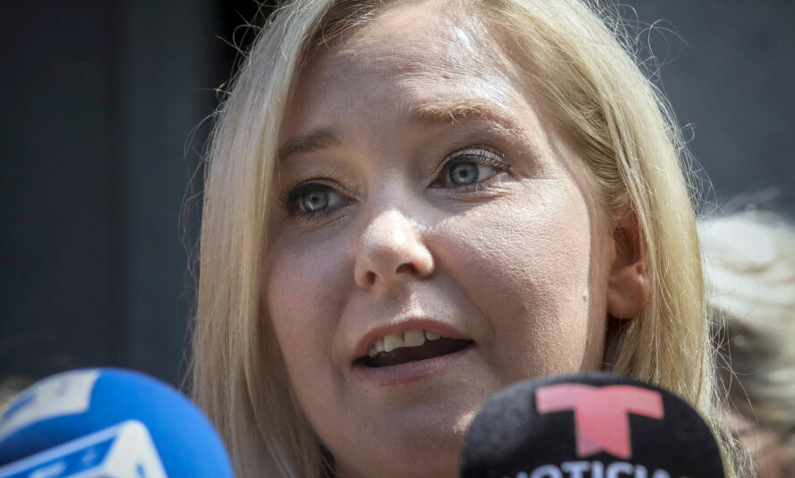 VIRGINA GIUFFREE: Prins Andrew måtte betale Virgina Guiffree 170 millioner kroner i et forlik, etter hun saksøkte han for et påstått overgrep,